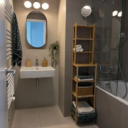 Luxury In Skypark Residence, 26th Floor - Castle View, Parking Free * Bratislava