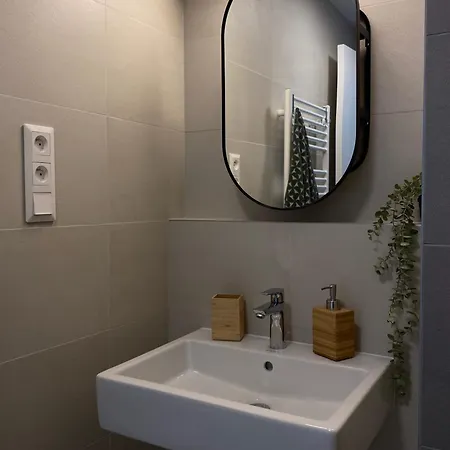 Luxury In Skypark Residence, 26th Floor - Castle View, Parking Free * Bratislava