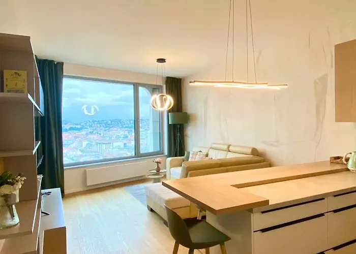 Luxury In Skypark Residence, 26th Floor - Castle View, Parking Free *
